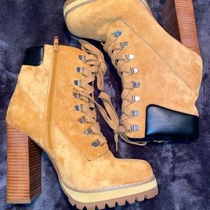 STEVE MADDEN TRAIN BOOTIE